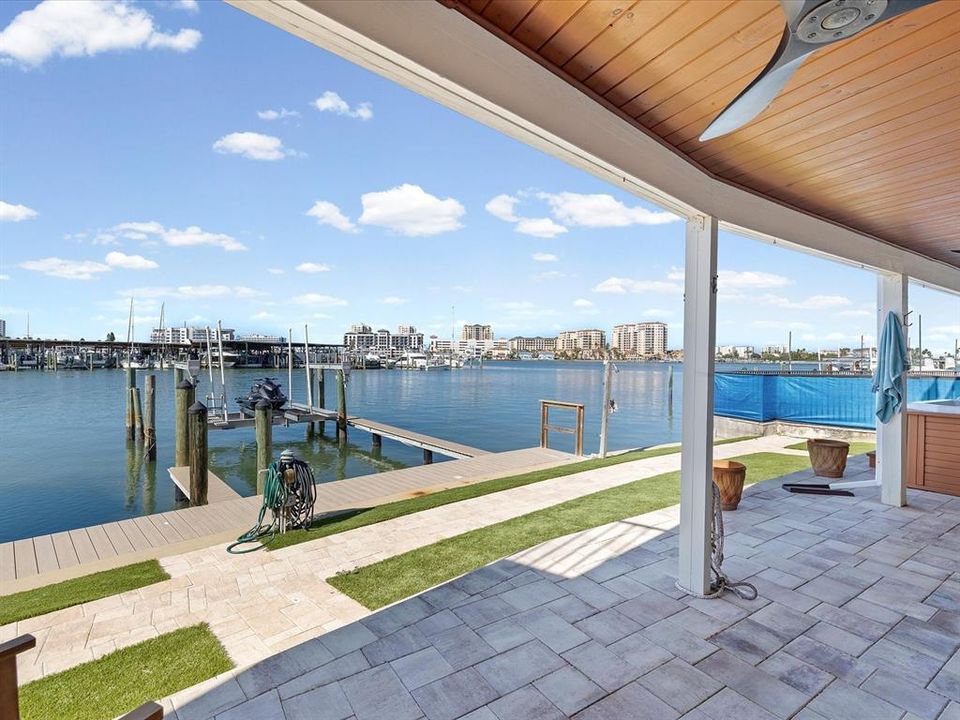 待售: $475,000 (2 贝兹, 2 浴室, 784 平方英尺)