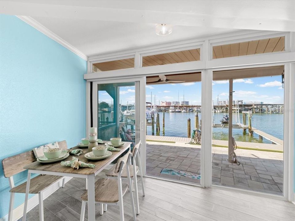 待售: $475,000 (2 贝兹, 2 浴室, 784 平方英尺)