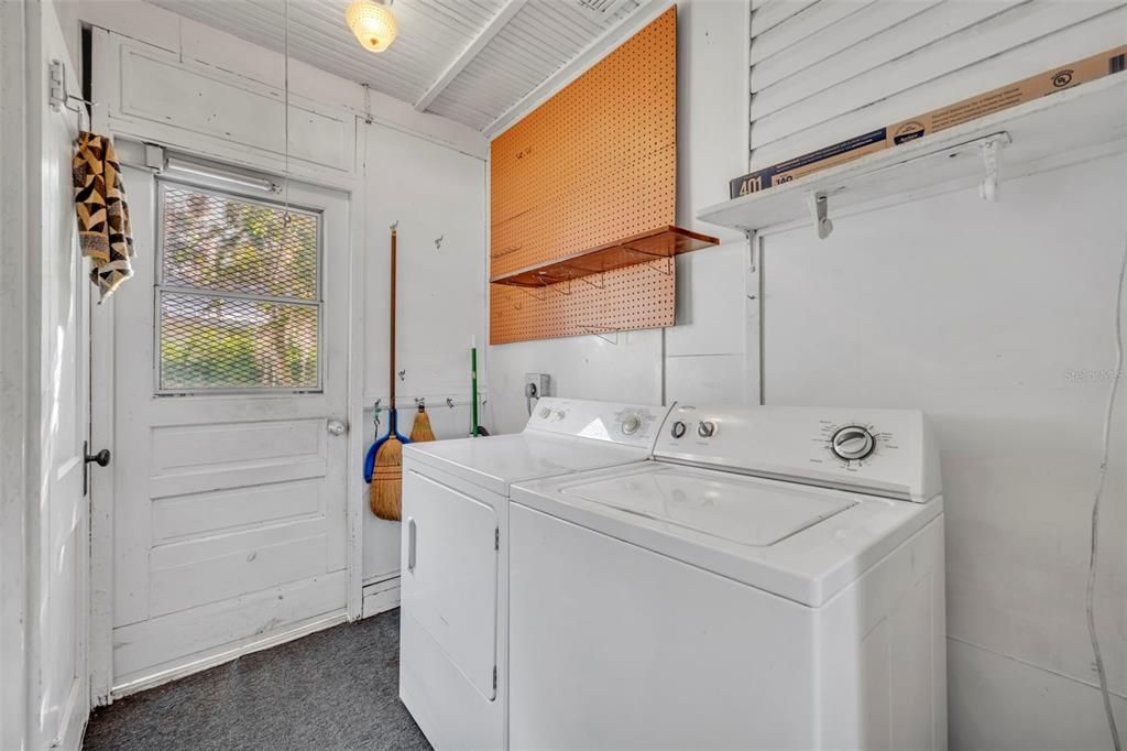 For Sale: $269,000 (4 beds, 2 baths, 1836 Square Feet)