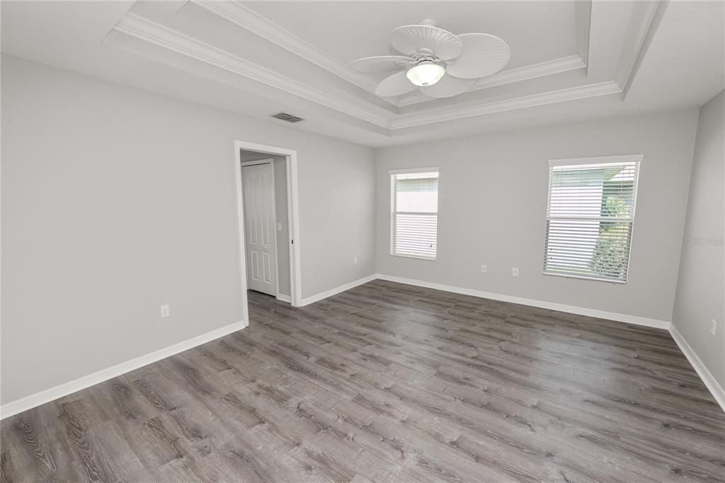 For Rent: $2,400 (3 beds, 2 baths, 1636 Square Feet)