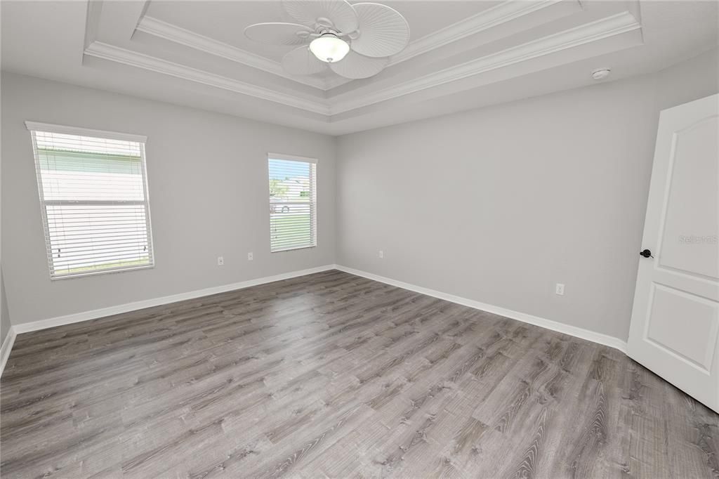 For Rent: $2,400 (3 beds, 2 baths, 1636 Square Feet)