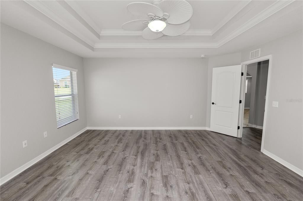 For Rent: $2,400 (3 beds, 2 baths, 1636 Square Feet)