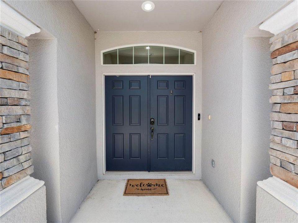 For Rent: $2,400 (3 beds, 2 baths, 1636 Square Feet)