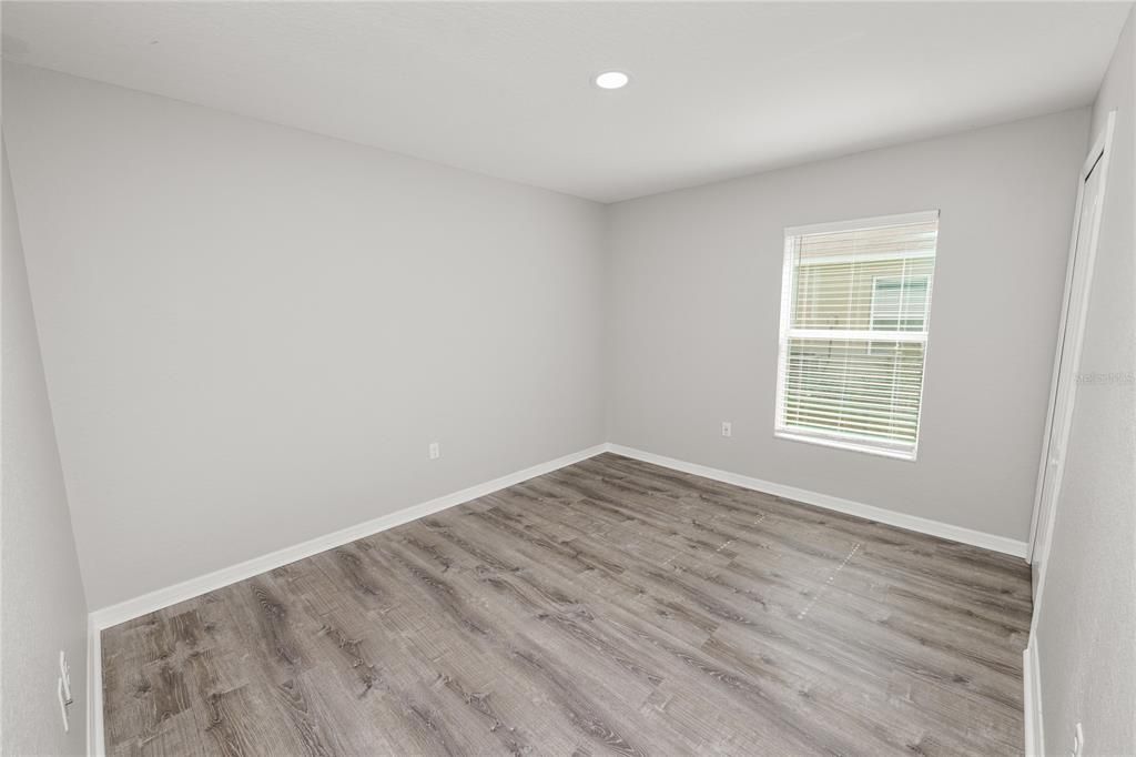 For Rent: $2,400 (3 beds, 2 baths, 1636 Square Feet)