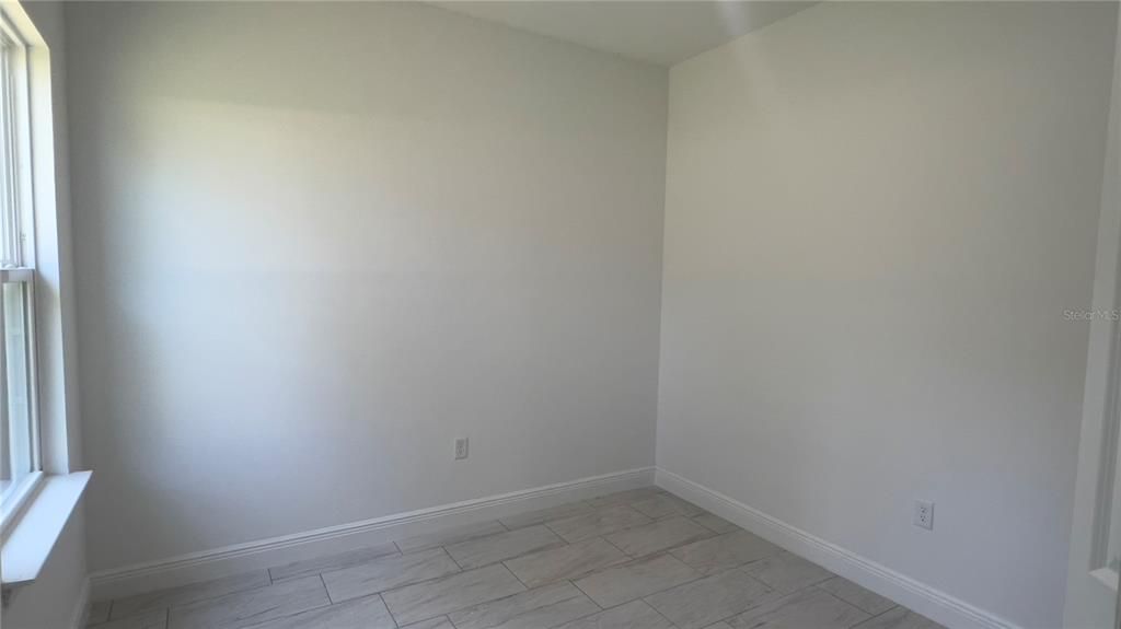 В аренду: $1,899 (4 спален, 2 ванн, 1580 Квадратных фут)