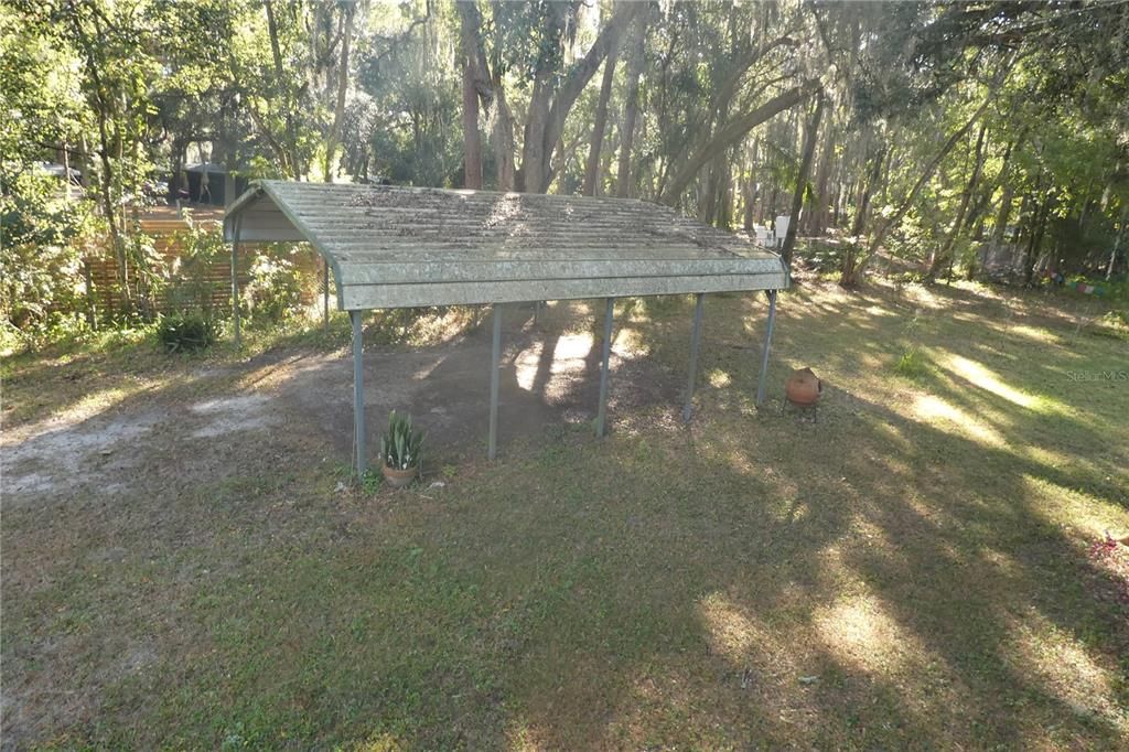 合同活跃: $2,150 (3 贝兹, 2 浴室, 2108 平方英尺)