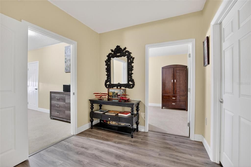 For Rent: $1,850 (2 beds, 1 baths, 1322 Square Feet)