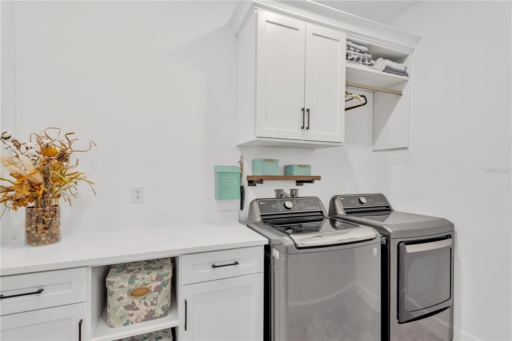 For Sale: $750,000 (4 beds, 4 baths, 2920 Square Feet)