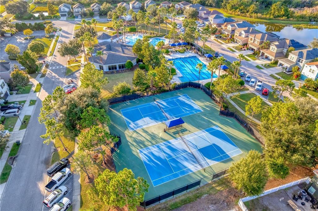 For Sale: $750,000 (4 beds, 4 baths, 2920 Square Feet)