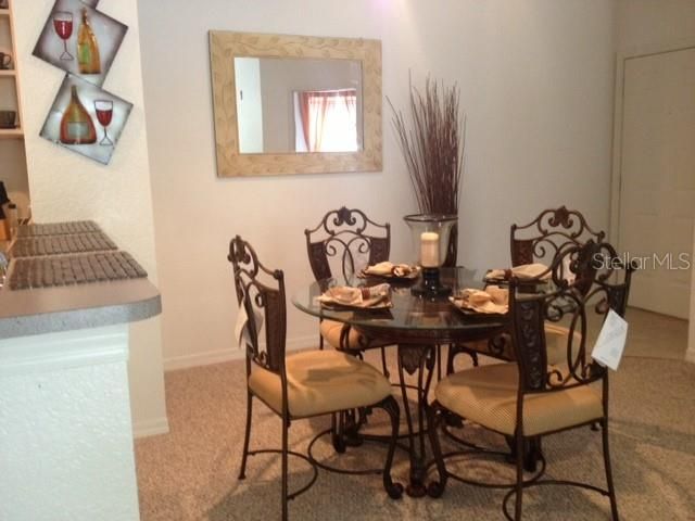 На продажу: $220,000 (2 спален, 2 ванн, 1048 Квадратных фут)