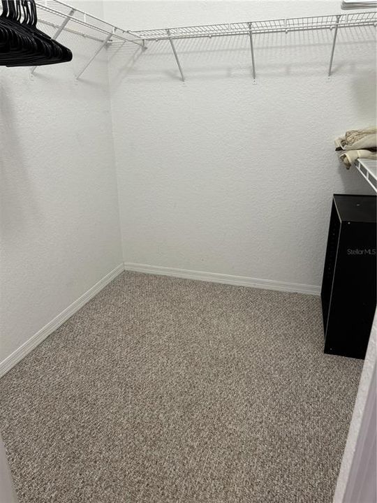 На продажу: $220,000 (2 спален, 2 ванн, 1048 Квадратных фут)