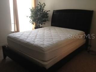 На продажу: $220,000 (2 спален, 2 ванн, 1048 Квадратных фут)