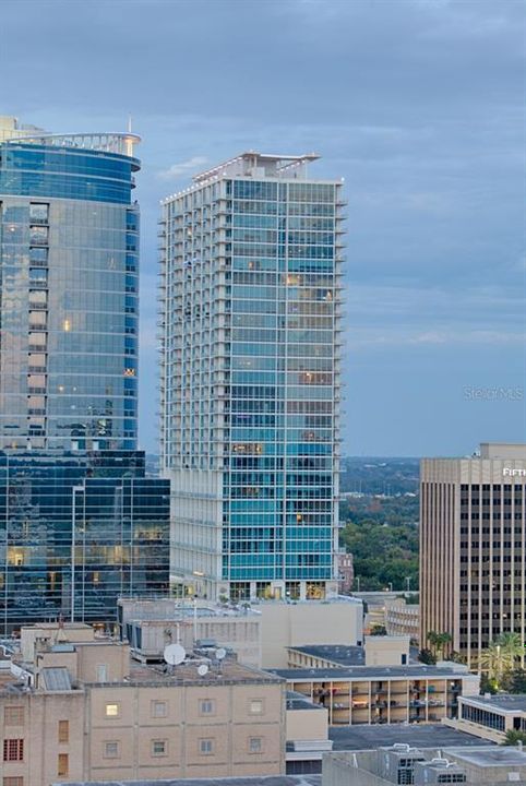 For Sale: $1,895,000 (3 beds, 3 baths, 2450 Square Feet)