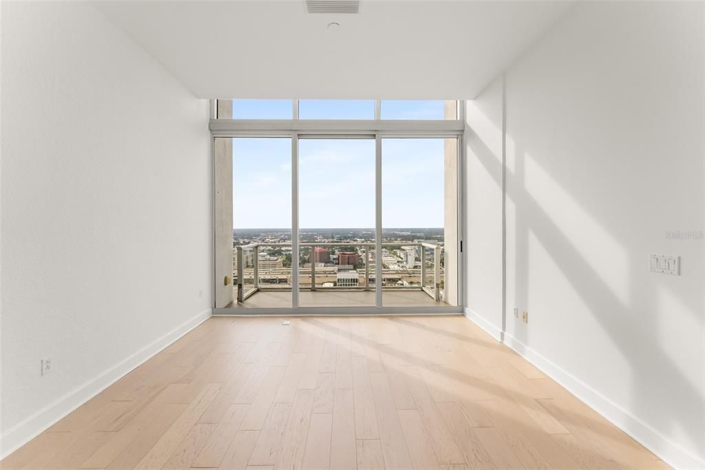 For Sale: $1,895,000 (3 beds, 3 baths, 2450 Square Feet)