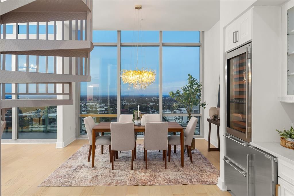 For Sale: $1,895,000 (3 beds, 3 baths, 2450 Square Feet)