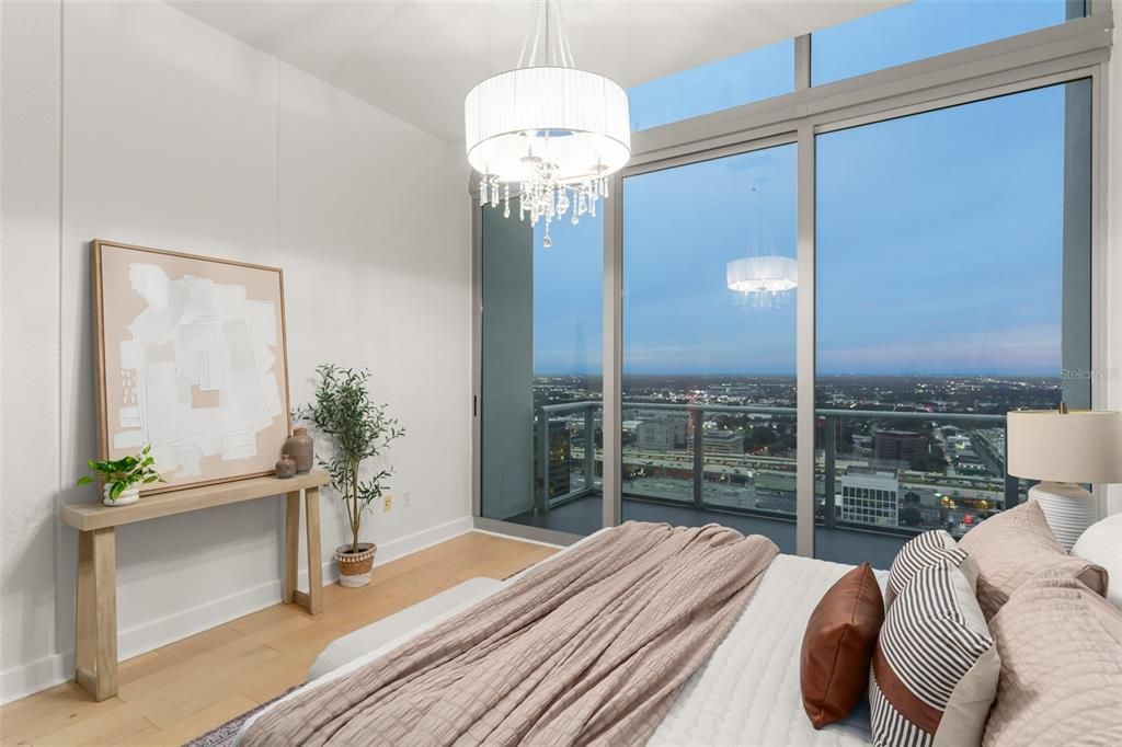 For Sale: $1,895,000 (3 beds, 3 baths, 2450 Square Feet)