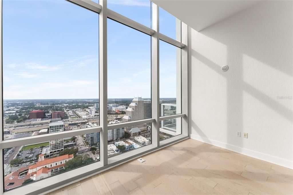 For Sale: $1,895,000 (3 beds, 3 baths, 2450 Square Feet)