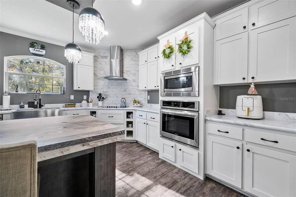 На продажу: $415,000 (4 спален, 3 ванн, 2583 Квадратных фут)