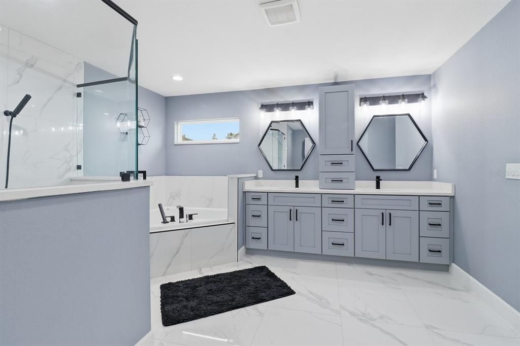 На продажу: $739,000 (3 спален, 2 ванн, 2631 Квадратных фут)