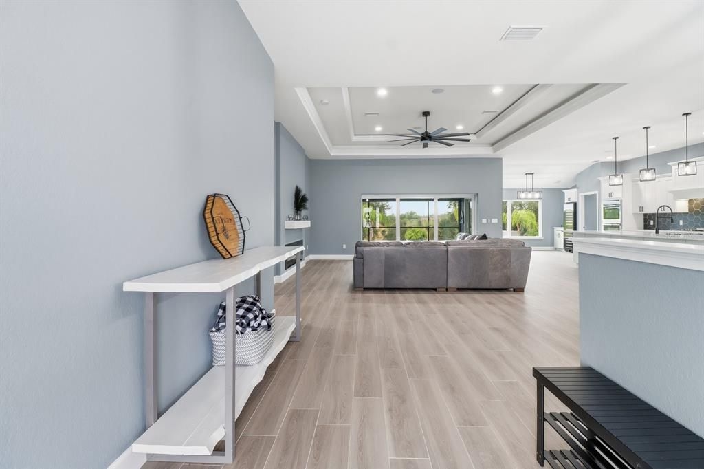 На продажу: $739,000 (3 спален, 2 ванн, 2631 Квадратных фут)