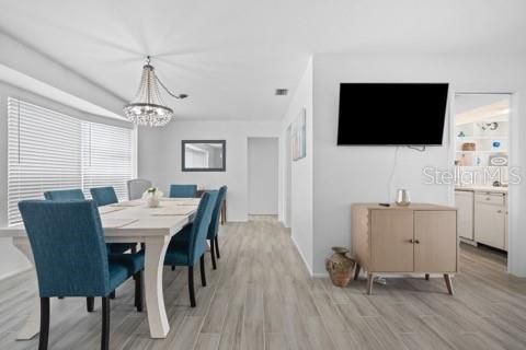 For Rent: $6,000 (3 beds, 2 baths, 1655 Square Feet)