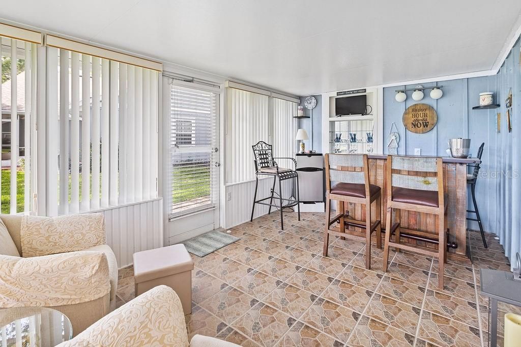 For Sale: $229,000 (2 beds, 2 baths, 1562 Square Feet)