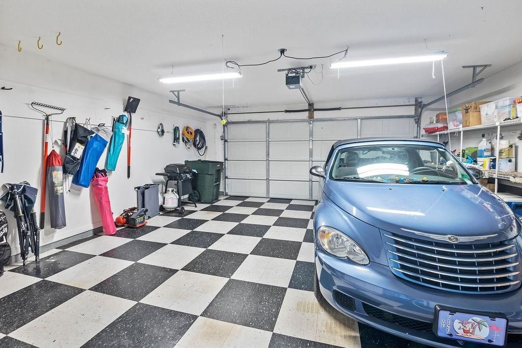 For Sale: $229,000 (2 beds, 2 baths, 1562 Square Feet)