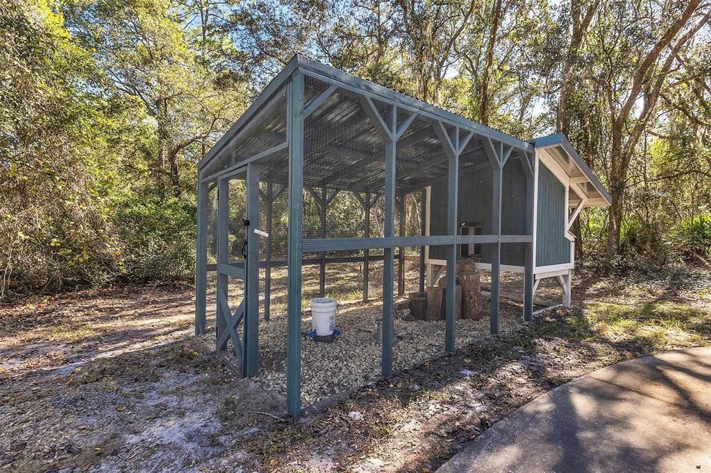 待售: $185,000 (2 贝兹, 2 浴室, 1232 平方英尺)