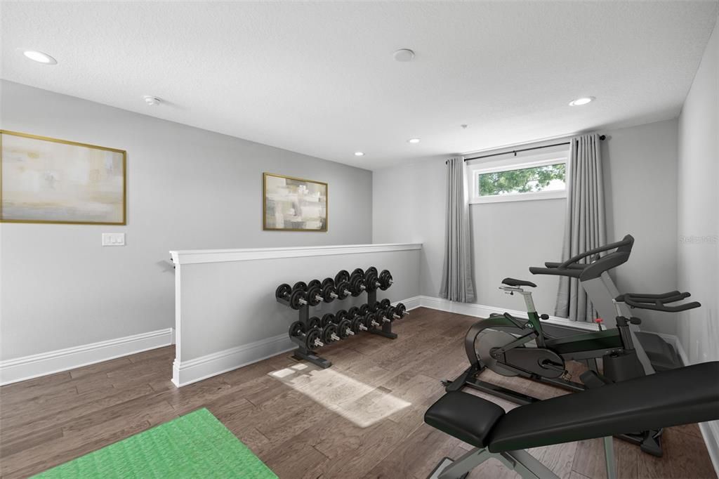 For Sale: $1,595,000 (3 beds, 3 baths, 2376 Square Feet)