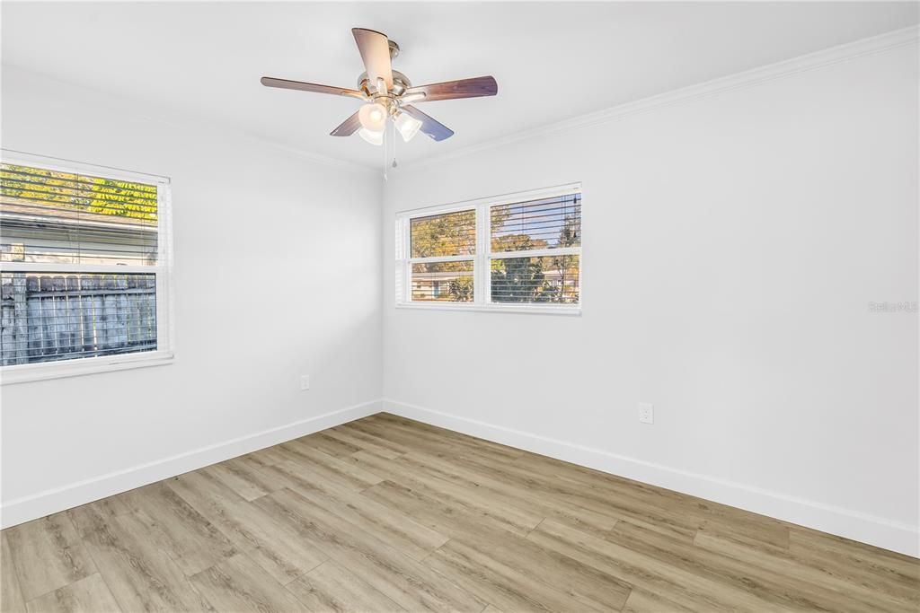 For Sale: $399,000 (3 beds, 2 baths, 1152 Square Feet)