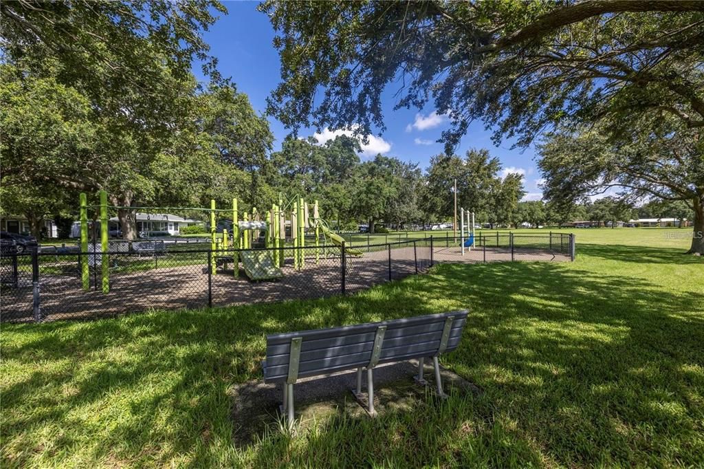 For Sale: $399,000 (3 beds, 2 baths, 1152 Square Feet)