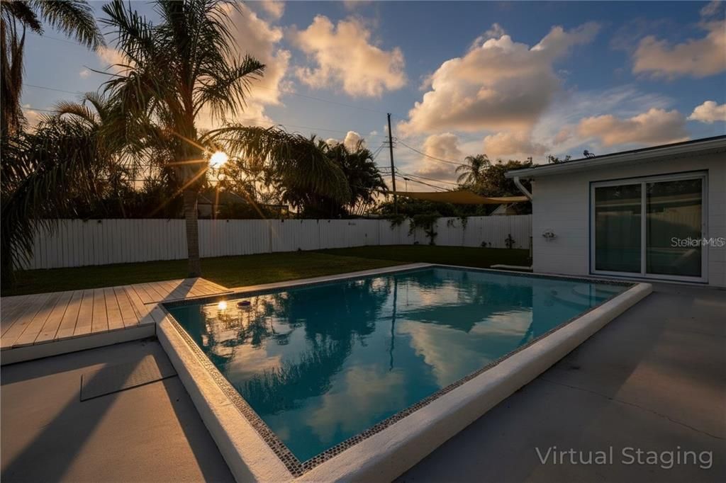 For Sale: $399,000 (3 beds, 2 baths, 1152 Square Feet)