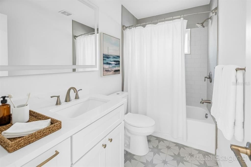 For Sale: $399,000 (3 beds, 2 baths, 1152 Square Feet)