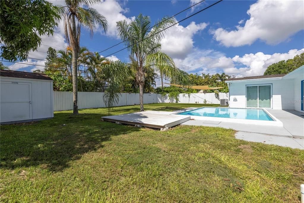 For Sale: $399,000 (3 beds, 2 baths, 1152 Square Feet)