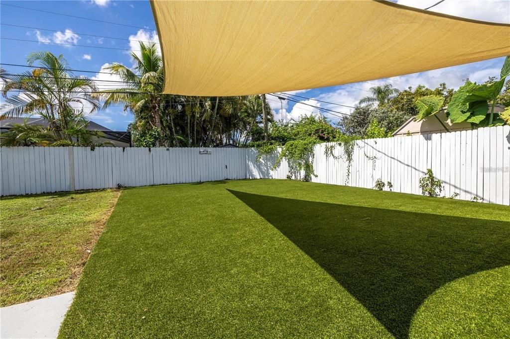 For Sale: $399,000 (3 beds, 2 baths, 1152 Square Feet)