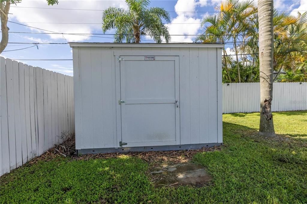 For Sale: $399,000 (3 beds, 2 baths, 1152 Square Feet)