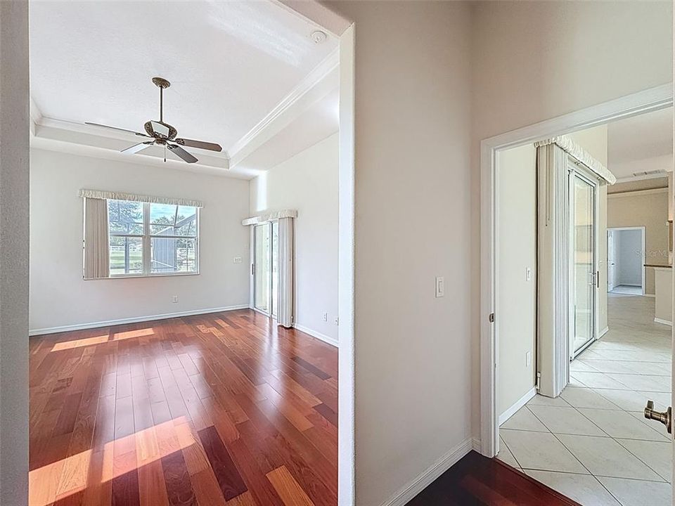 Под контрактом: $549,000 (4 спален, 3 ванн, 2833 Квадратных фут)