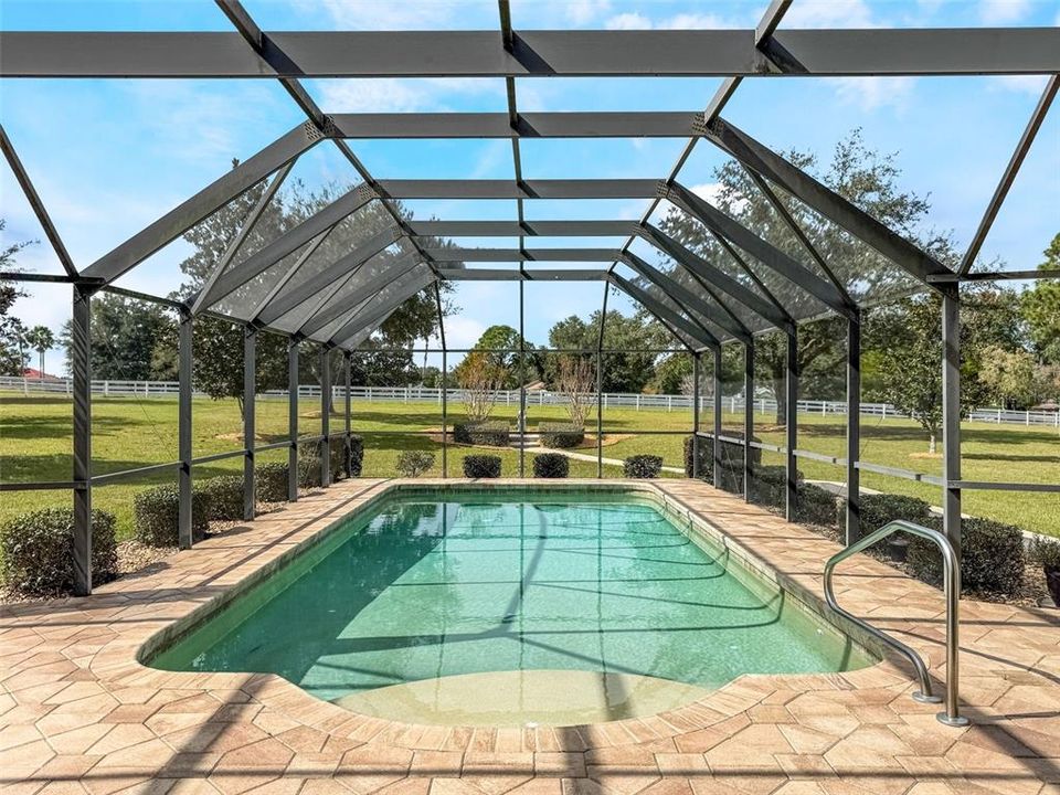 Под контрактом: $549,000 (4 спален, 3 ванн, 2833 Квадратных фут)