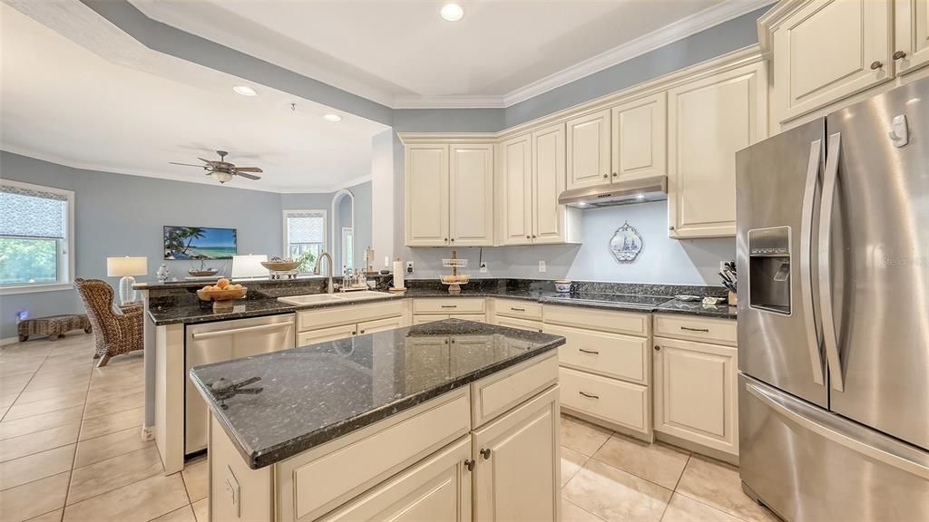 For Sale: $675,000 (4 beds, 3 baths, 2754 Square Feet)