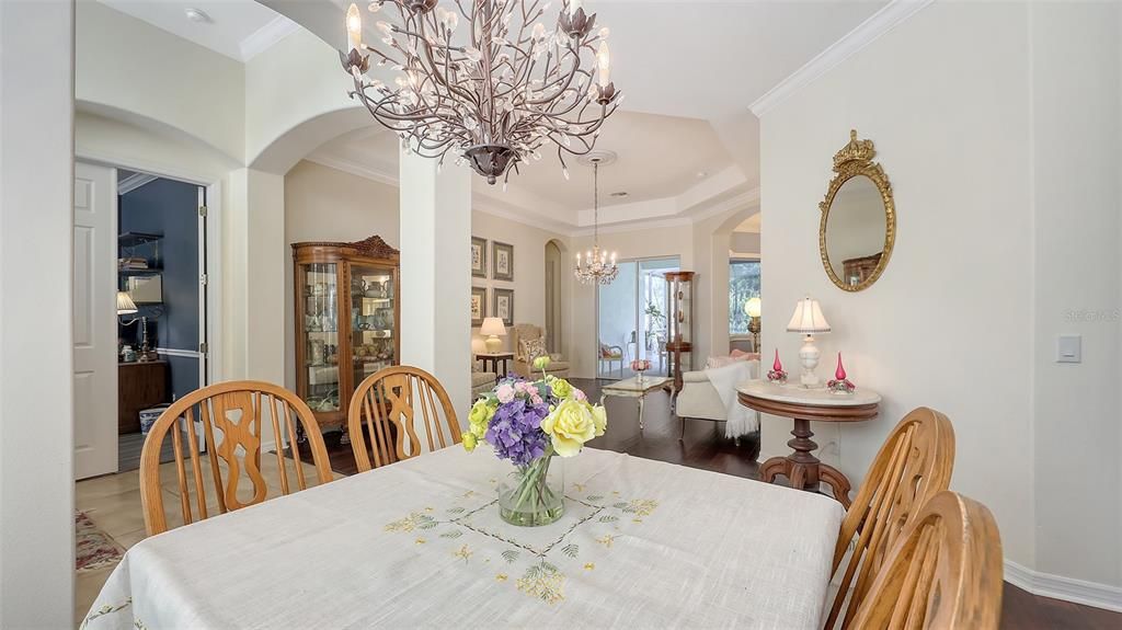 For Sale: $675,000 (4 beds, 3 baths, 2754 Square Feet)