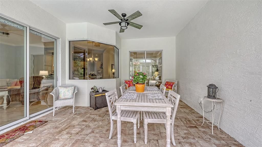 For Sale: $675,000 (4 beds, 3 baths, 2754 Square Feet)