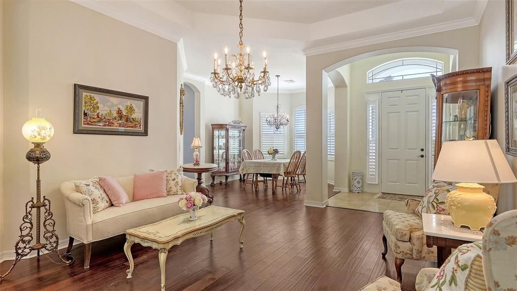 For Sale: $675,000 (4 beds, 3 baths, 2754 Square Feet)