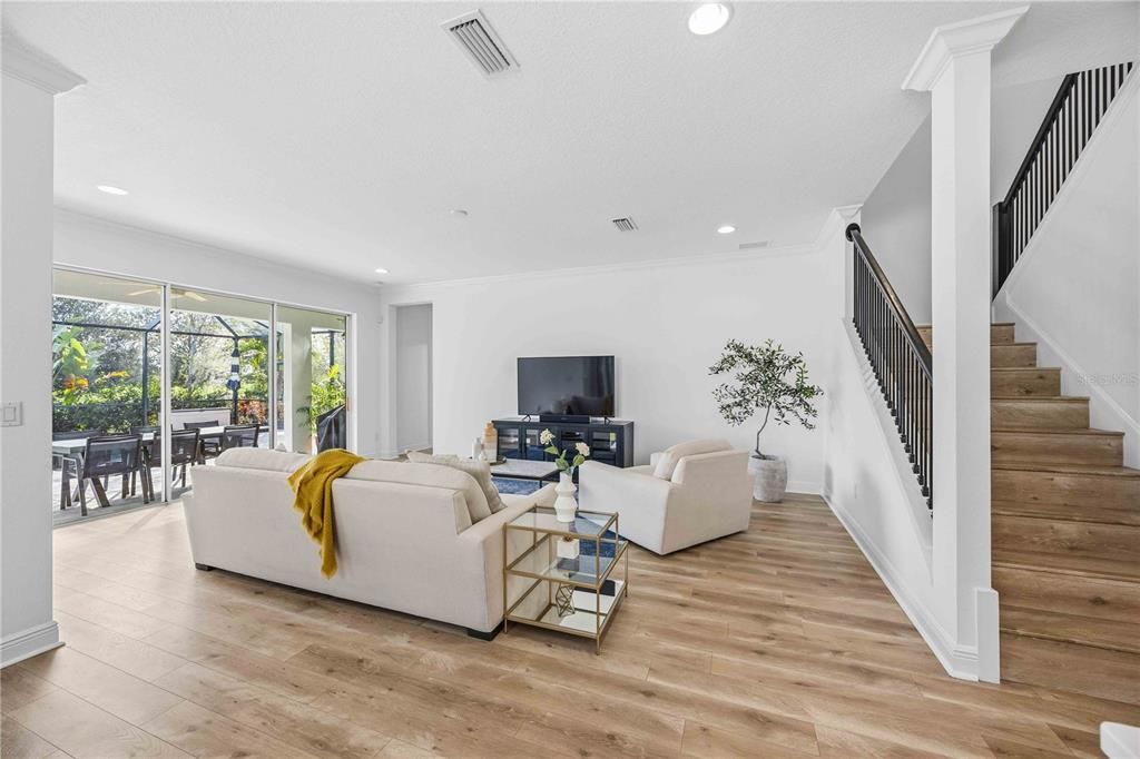 For Sale: $875,000 (5 beds, 4 baths, 3816 Square Feet)