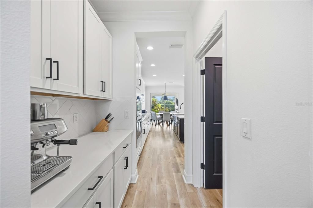 For Sale: $875,000 (5 beds, 4 baths, 3816 Square Feet)