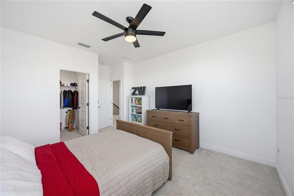 For Sale: $875,000 (5 beds, 4 baths, 3816 Square Feet)