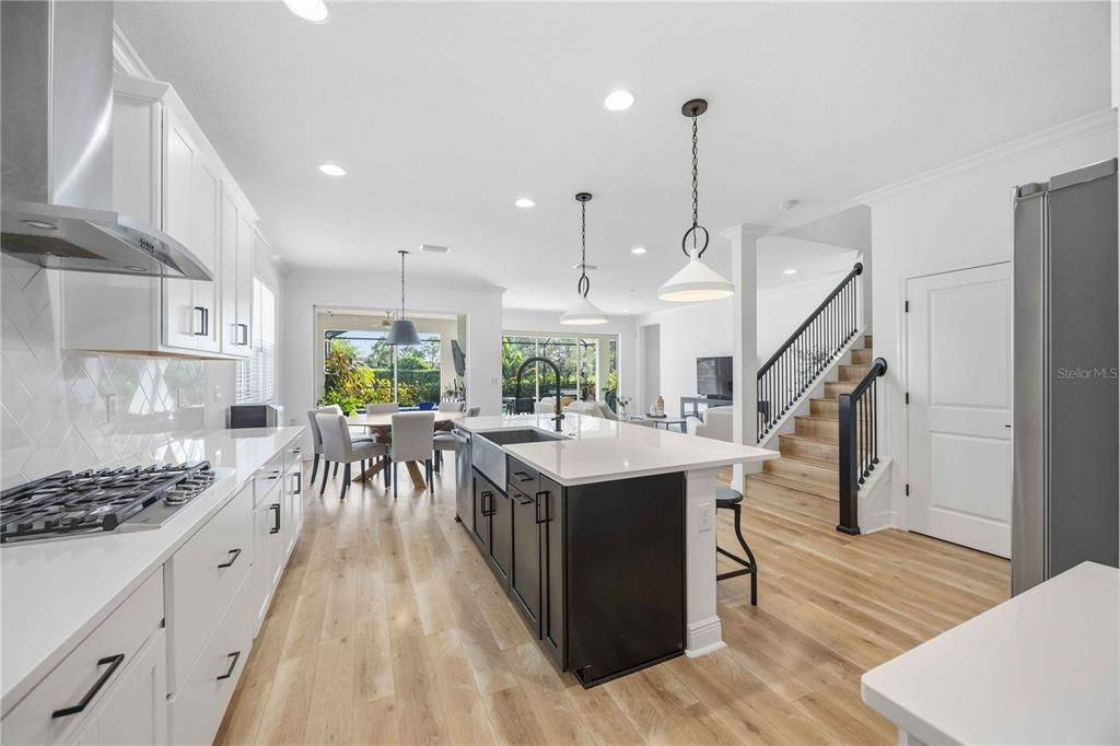 For Sale: $875,000 (5 beds, 4 baths, 3816 Square Feet)