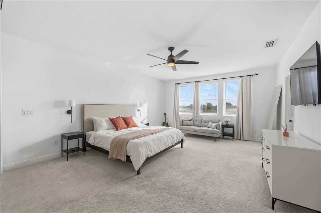 For Sale: $875,000 (5 beds, 4 baths, 3816 Square Feet)