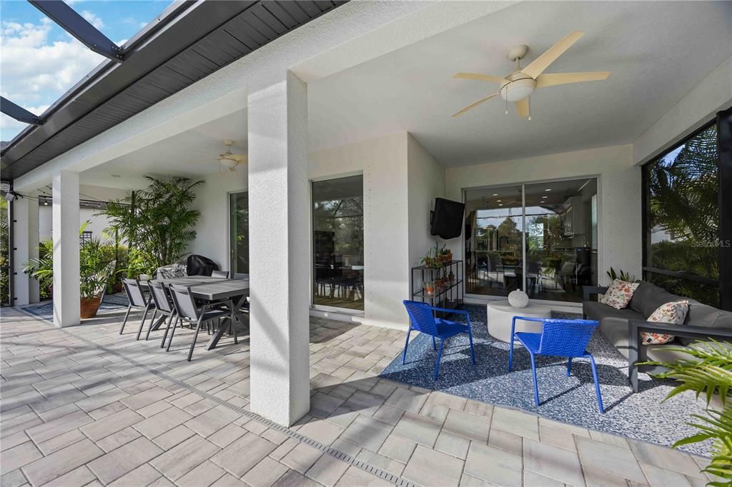 For Sale: $875,000 (5 beds, 4 baths, 3816 Square Feet)