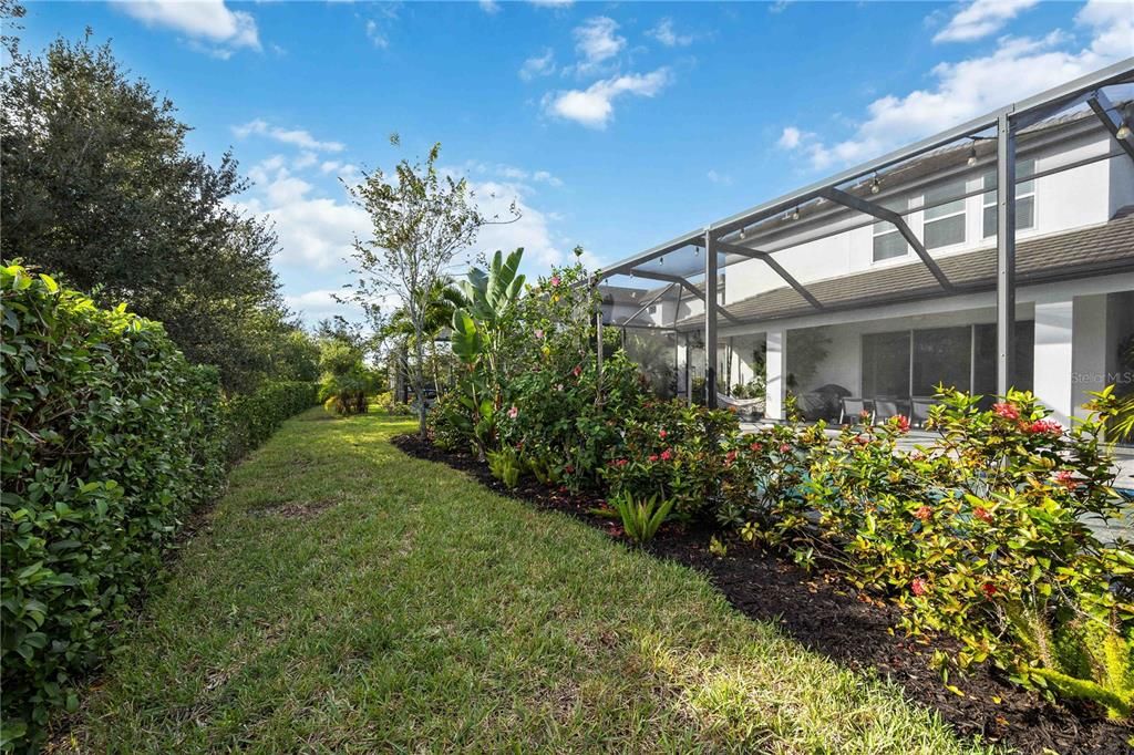 For Sale: $875,000 (5 beds, 4 baths, 3816 Square Feet)