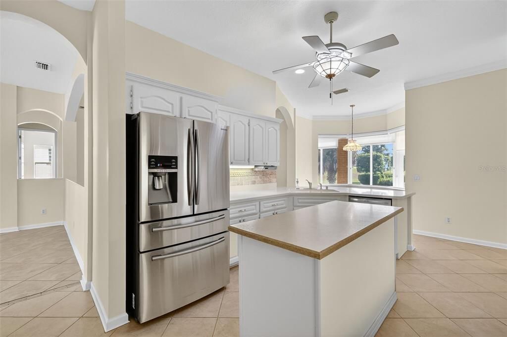 待售: $349,000 (3 贝兹, 2 浴室, 2382 平方英尺)